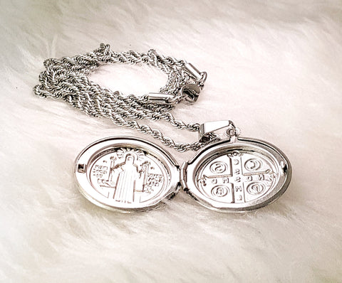 NECKLACE - 'GRACIOUSNESS' STAINLESS STEEL ST BENEDICT MEDAL LOCKET PENDANT NECKLACE SSB303
